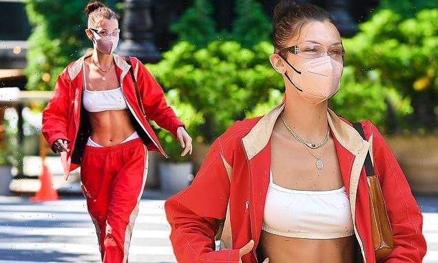 Bella Hadid Shows Off Washboard Abs And Supermodel Figure Out In Nyc Big World News 