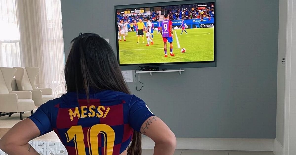 Messi superfan and Miss BumBum in emotional farewell as ...